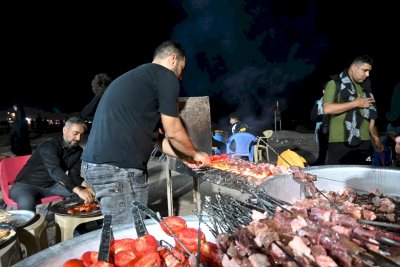 تُراثُ الجنوبِ يستمرُ بخدمةِ الزائرينَ في موكبِ جنوبِ الولاءِ