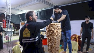 موكبُ (بنفسي أنتَ) يشرعُ بتقديمِ خدماتِهِ للزائرينَ