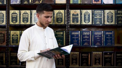قسمُ المعارفِ ينشرُ محطاتَهُ الثقافيَّةَ على محاورِ كربلاءَ