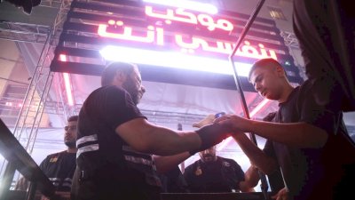 موكبُ (بنفسي أنتَ) الخدميّ يواصلُ تقديمَ الخدماتِ للزائرينَ