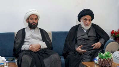 تُراثُ الحِلَّةِ يستقبلُ وفدًا من طلبةِ العلومِ الدينيَّةِ