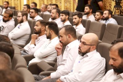 الدَّورةُ العقائديَّةُ تشهَدُ تفاعلًا مميَّزًا من المُشاركينَ
