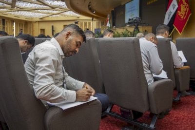 باختبارٍ تحريريٍّ.. قسمُ المعارفِ يختتم دورته العقائديَّة