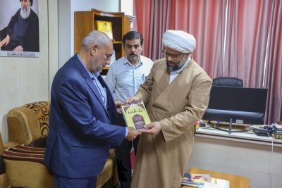 تُراثُ البصرةِ يستقبلُ وفدًا من العتبةِ العلويَّةِ المُقدَّسةِ