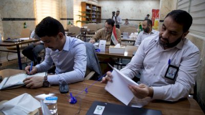 قسمُ المعارفِ يُنظِّمُ دورةً في الفهارسِ الفنيَّةِ
