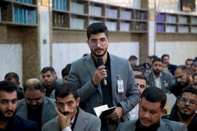 الشَّيخُ الهلاليّ يلتقي طلابَ أكاديميَّةِ التطويرِ ويُقدِّمُ لهُم شرحًا عن المعارفِ