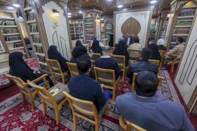 تُراثُ البصرةِ يستقبلُ وفدًا من الكليَّةِ التربويَّةِ المفتوحةِ