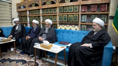 رئاسةُ قسمِ المعارفِ تستقبلُ وفدًا علميًّا من حوزةِ قم