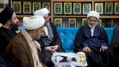 رئاسةُ قسمِ المعارفِ تستقبلُ وفدًا علميًّا من حوزةِ قم