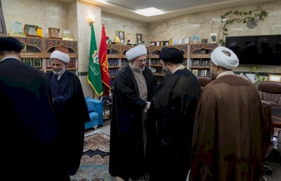 رئاسةُ قسمِ المعارفِ تستقبلُ وفدًا علميًّا من حوزةِ قم