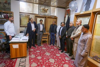 مركزُ تُراثِ البصرةِ يستقبلُ نخبةً من مثقفي البصرةِ