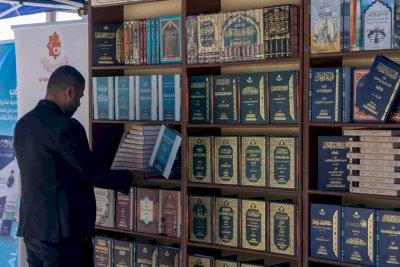 قسمُ المعارفِ يُشاركُ في معرضينِ للكتابِ