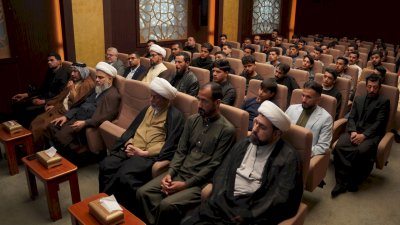 الرِّعايةُ المعرفيَّةُ تنظِّمُ ندوةً حولَ دورِ الإمامِ الحسنِ في السِلمِ المجتمعيّ