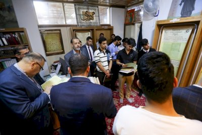 وفد من هندسة النفط والغاز يزورُ تراث البصرة