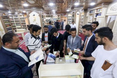 وفد من هندسة النفط والغاز يزورُ تراث البصرة