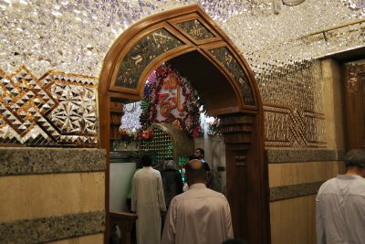 تقرير مصور عن مقام صاحب العصر والزمان عجل الله تعالى فرجه الشريف