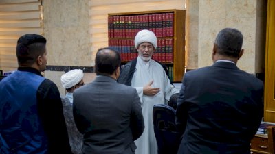 وفدٌ أكاديميٌّ من مركزِ كربلاءَ الدراسيّ يزورُ قسمَ المعارفِ