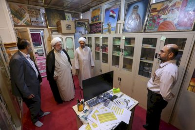 رئيسُ قسمِ المعارفِ يزورُ مركزَ تراثِ البصرةِ ويطّلعُ على مشاريعِهِ الثقافيةِ والعلميةِ