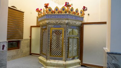مركزُ تُراثِ الحلَّةِ يشاركُ في افتتاحِ مزارِ العلَّامةِ المحقِّقِ الحِلِّيّ