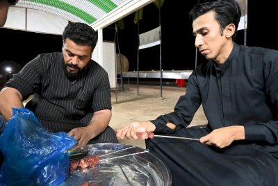 موكبُ جنوبِ الولاءِ يُباشِرُ بتقديمِ خدماتِه لزائري الأربعينيَّةِ