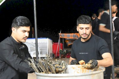 موكب جنوب الولاء لحامل اللواء يواصل تقديم خدماته لزائري الإمام الحسين عليه السلام