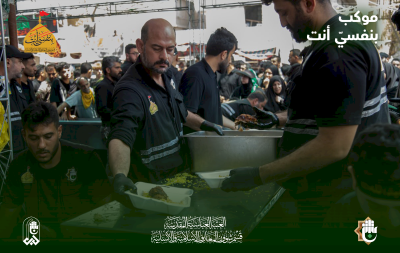 موكبُ (بِنَفْسِي أَنْتَ) يُواصِلُ خدماتِهِ لزُوَّارِ الأربعين ويُكثِّفُ جهوده في مركز مدينة كربلاء