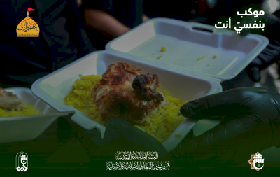 موكبُ (بِنَفْسِي أَنْتَ) يُواصِلُ خدماتِهِ لزُوَّارِ الأربعين ويُكثِّفُ جهوده في مركز مدينة كربلاء
