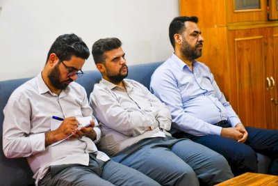 اجتماعٌ في مركزِ تراثِ الجنوبِ لمتابعةِ المشاريعِ العلميةِ والإداريةِ