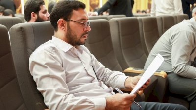 قسمُ المعارفِ يختتِمُ دورةَ (سننِ النبيِّ) باختبارٍ تحريريٍّ