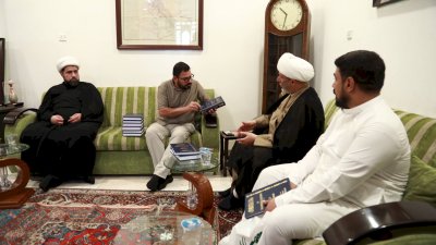شعبةُ الرعايةِ المعرفيّةِ تُجري زيارةً علميّةً إلى مكتباتِ النجفِ الأشرفِ
