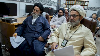 قسمُ المعارفِ يُنظِّمُ دورةً حولَ كيفيةِ كتابةِ تراجمِ العلماءِ