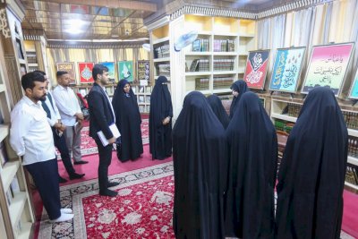 وفدٌ قرآنيٌّ من جامعةِ البصرةِ يزورُ مركزَ تراثِ البصرةِ