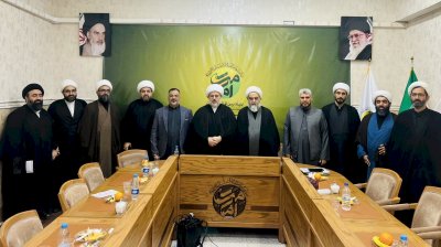 رِئاسةُ قِسمِ المَعارِفِ تُجري زيارةً علميّةً في مدينةِ قُم لتعزيزِ التعاوُنِ في مجالِ التراثِ الإسلاميِّ