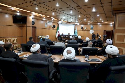 ندوةٌ علميّةٌ في قمّ المقدّسة تعزّزُ التعاونَ في خدمةِ التراثِ البصريِّ