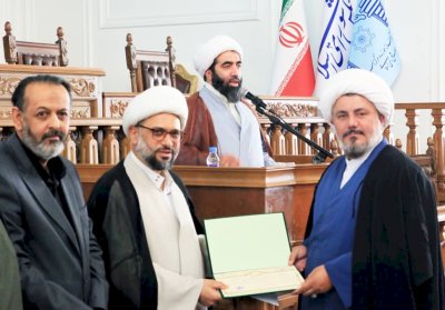 مركزُ تُراثِ البصرةِ يختتمُ جولتَهُ العلميّةَ في إيرانَ بندوةٍ ثالثةٍ ممهِّدةٍ لمؤتمرِهِ الدوليِّ