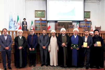مركزُ تُراثِ البصرةِ يختتمُ جولتَهُ العلميّةَ في إيرانَ بندوةٍ ثالثةٍ ممهِّدةٍ لمؤتمرِهِ الدوليِّ