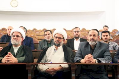 مركزُ تُراثِ البصرةِ يختتمُ جولتَهُ العلميّةَ في إيرانَ بندوةٍ ثالثةٍ ممهِّدةٍ لمؤتمرِهِ الدوليِّ
