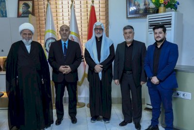 قسمُ المعارِفِ يبحثُ مع كليّةِ العُلومِ الإسلاميّةِ تعزيزَ التَّعاوُنِ العلميِّ