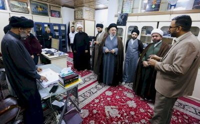 مركزُ تراثِ البصرةِ يستقبلُ سماحةَ السَّيِّدِ عبدِ الحسينِ القاضيِّ