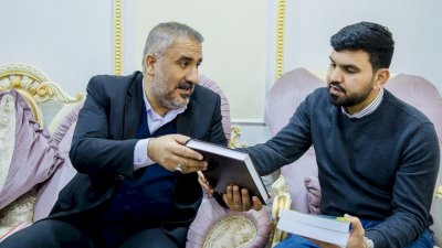 قسمُ المعارفِ يُقدِّمُ رفدًا معرفيًّا جديدًا لمكتباتِ كربلاءَ