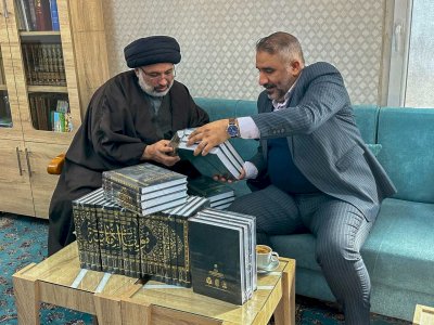 قسمُ المعارفِ يُقدِّمُ رفدًا معرفيًّا جديدًا لمكتباتِ كربلاءَ