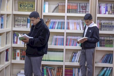 مركزُ تراثِ البصرةِ يستقبلُ وفدًا تربويًّا من ثانويَّةِ الصِّراطِ القويمِ