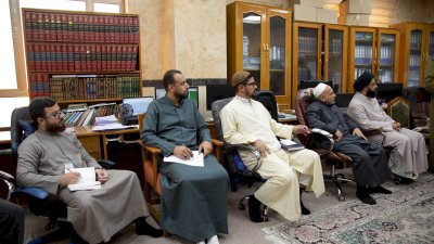 قسمُ المعارفِ ينظّمُ دورةً حولَ كتابةِ البحثِ العلميّ