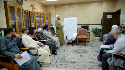 قسمُ المعارفِ ينظّمُ دورةً حولَ كتابةِ البحثِ العلميّ