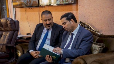 قسمُ المعارفِ يُزوِّدُ مكتباتِ القادسيَّةِ والمثنَّى بباقةٍ من إصداراتِهِ