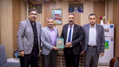 قسمُ المعارفِ يُزوِّدُ مكتباتِ القادسيَّةِ والمثنَّى بباقةٍ من إصداراتِهِ