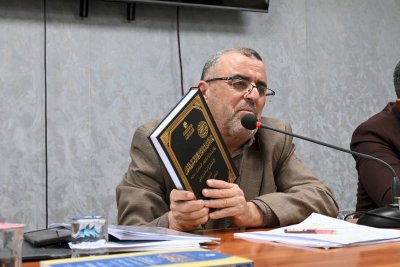 مركزُ تراثِ الجنوب يُقيمُ ندوةً حواريّةً بالتعاون مع كليّةِ العلومِ الإسلاميّة في جامعةِ ذي قار