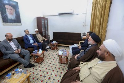 مركزُ تراثِ البصرةِ يُنفِّذُ زياراتٍ علميَّةً في النجف الأشرف