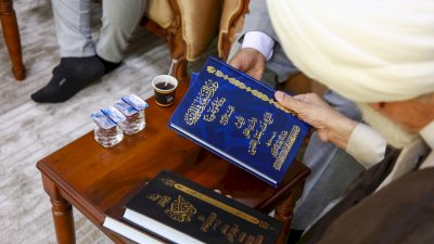 قسمُ المعارفِ يرفدُ مكتباتِ واسط بباقةٍ من إصداراتِهِ