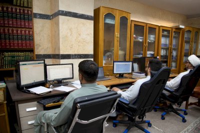 قسم المعارف يوضح آلية تحقيق المخطوطات عبر منهج علمي دقيق